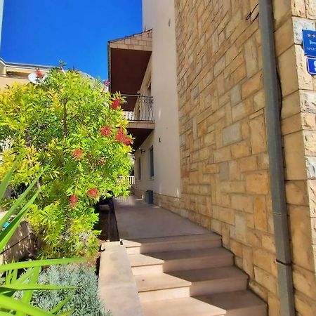 Apartments Slado Omis Luaran gambar