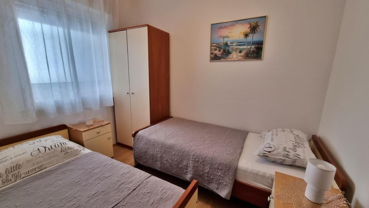 Apartments Slado Omis Luaran gambar