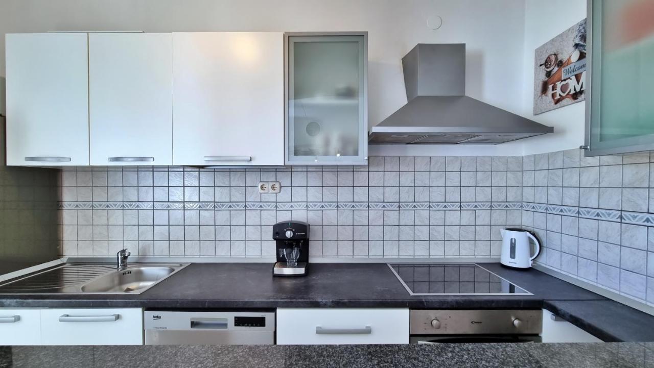 Apartments Slado Omis Luaran gambar