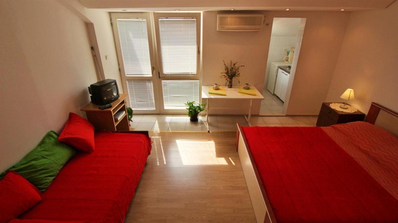 Apartments Slado Omis Luaran gambar